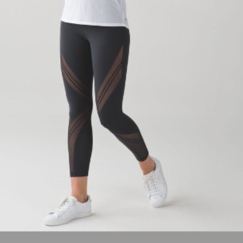 Lululemon High Times *Metta